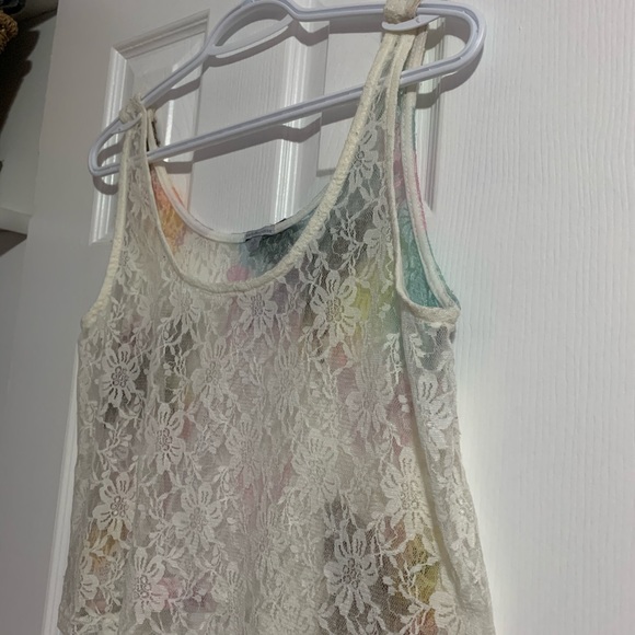 3 for $15 Charlotte Russe White Lace Crop Top - Picture 3 of 7